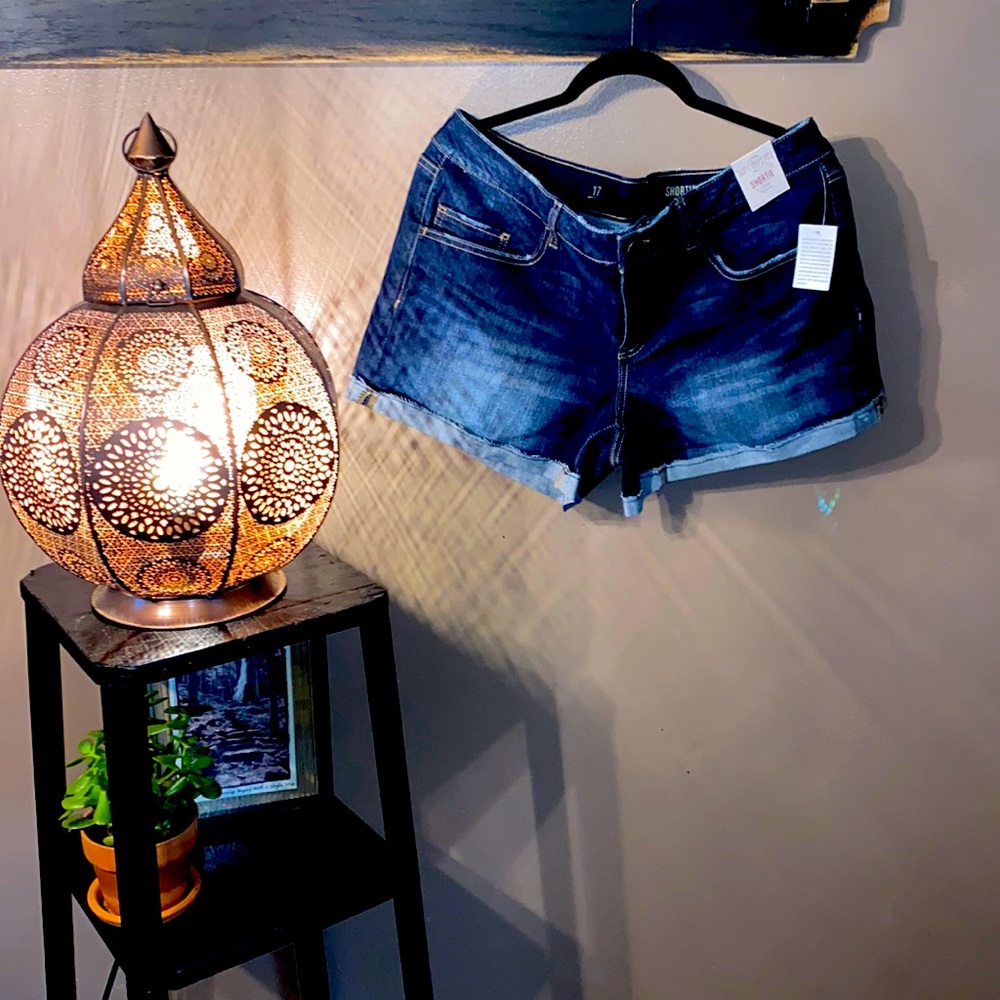 Shortie Shorts